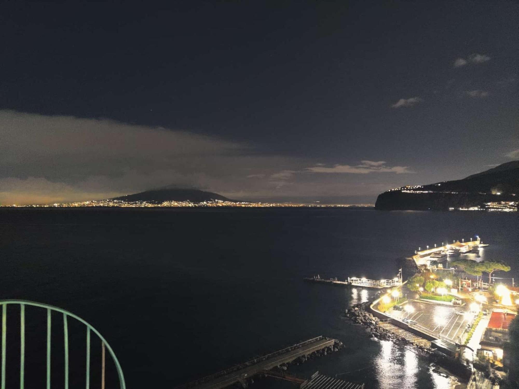 Grimaldi Guest Apartment Sorrento Esterno foto